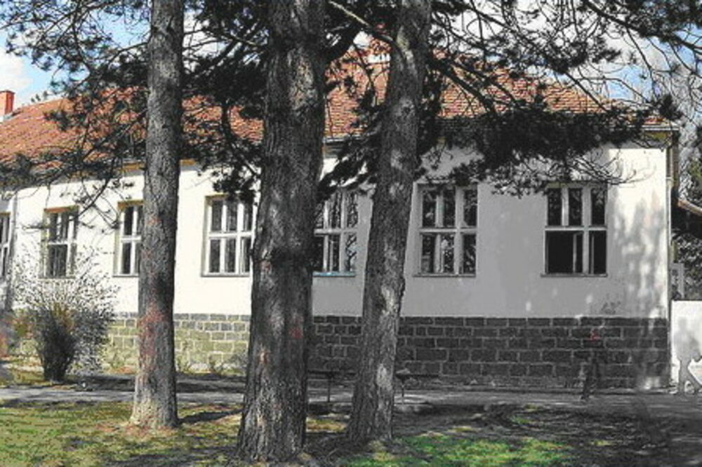 OŠ "Ivo Adnrić" Pranjani, Foto: Skola-pranjani.com