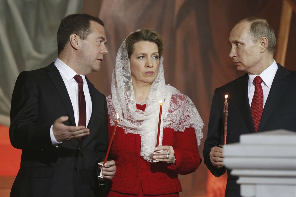 Dmitri Medvedev, Svetlana Medvedev, Vladimir Putin, Foto: Reuters