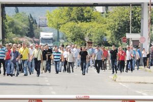 Opozicija: Stav Vlade o penzijama radnika KAP-a selektivan