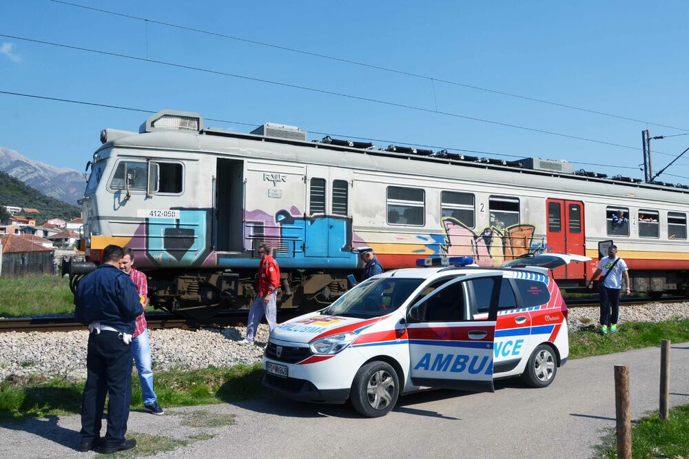 voz, Bar, nesreća, Foto: Anto Baković