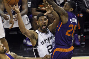 San Antonio slavio 11. put zaredom, Oklahomi uzalud i 54 poena...