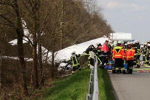 Njemačka: Srušio se mali avion, dvije osobe poginule