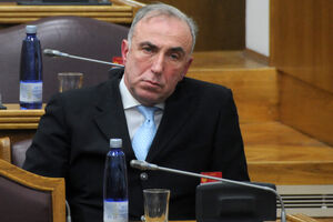 Grupa NVO pisala Stankoviću: Ko je prekršio ljudsko pravo...