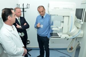 Hypo banka donirala Domu zdravlja opremu za rano otkrivanje raka...