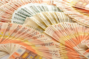 Krađa vijeka: Kako je za nekoliko dana nestalo milijardu eura?