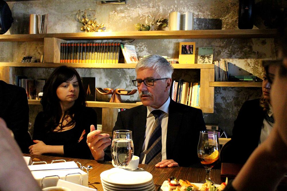 Evropski kafe, CGO, Mitja DRobnič, Foto: CGO