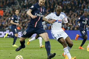 Lopticom za golf polomili staklo iznad Ibrahimovićeve glave