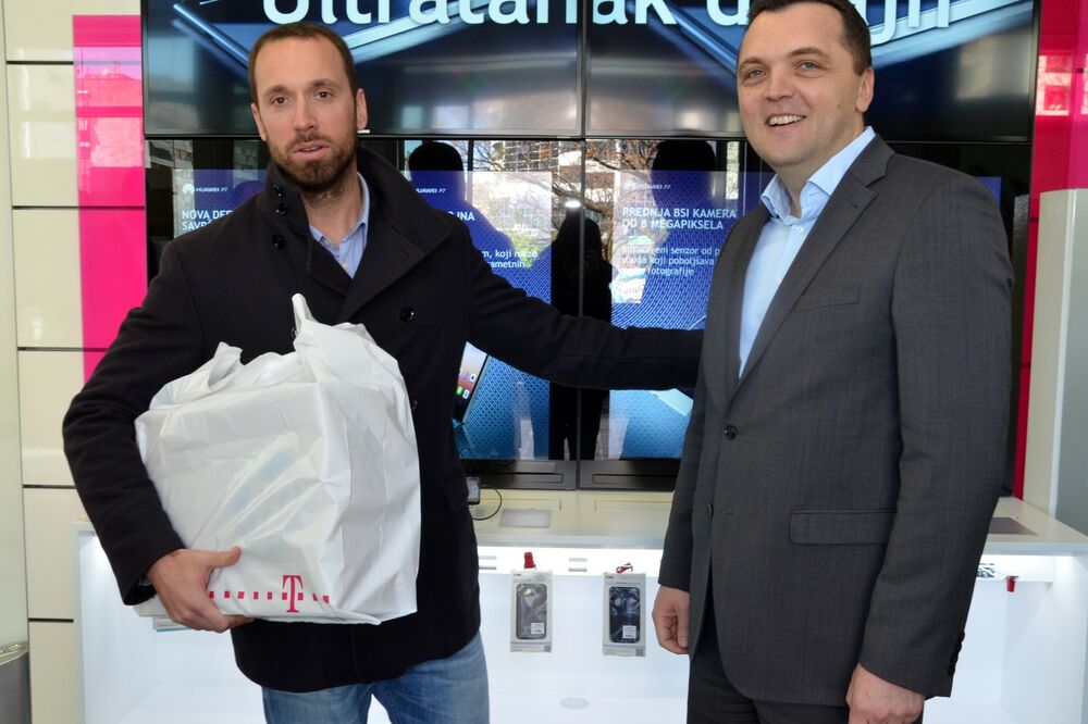 Marko Škuletić, Vladan Peković, Foto: Crnogorski Telekom