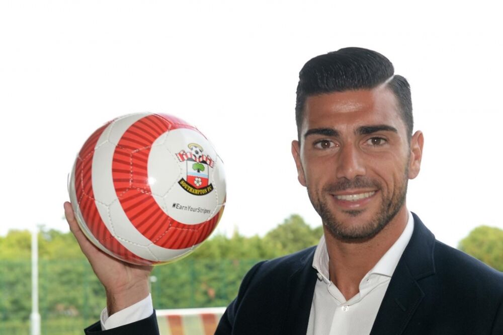 Gracijano Pele, Foto: Saintsfc.co.uk