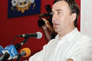 Lakušić: Namjera da Tačiju uruče priznanje politički terorizam