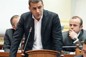 Albanija: Uhapšen šef biroa Interpola, ostavka šefa policije