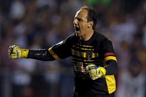 Rožerio Seni ponovo pogađa (video)