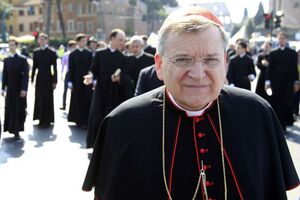 Kardinal Burk: Gej parovi i osobe koje su se razvele, pa ponovo...
