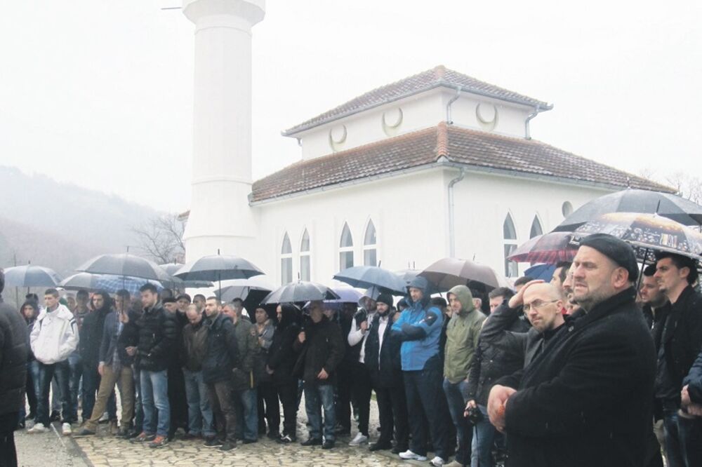 protest, Sutivan, Foto: Jadranka Ćetković