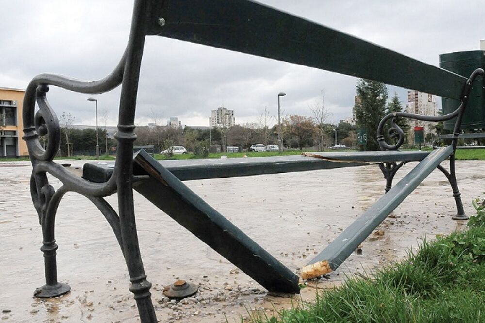 klupa, Foto: Luka Zeković