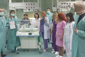Inkubator za Odjeljenje za neonatologiju KCCG