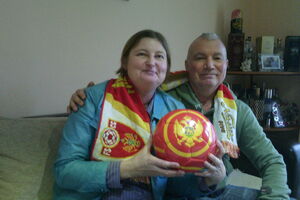 Ruski par iz Ulcinja navija za “hrabre sokole“