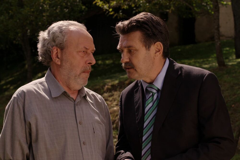 Kud puklo da puklo, Foto: Screenshot