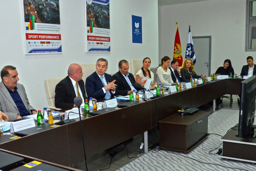 POčasni odbor, Foto: CSA