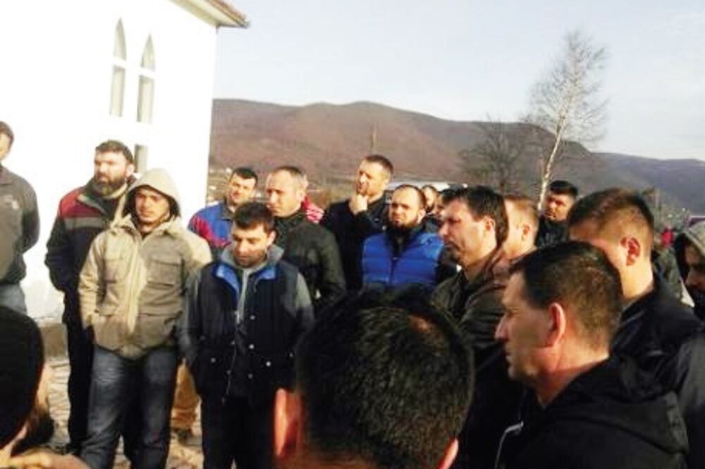 Muslimani, Sutivan (Novina), Foto: Sandžak Press