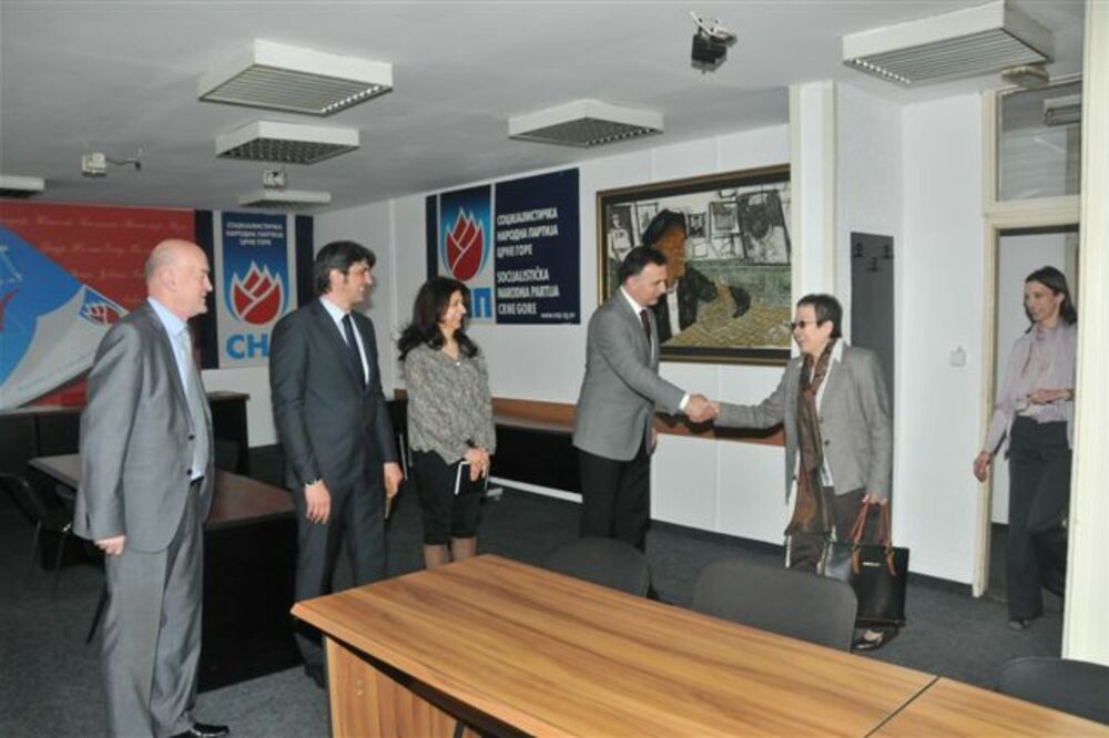 Gudrun Elizabet Štajnaker, Srđan Milić, Foto: SNP