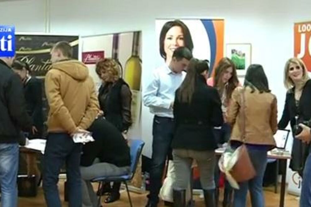 TV Vijesti, Summer job, Foto: Screenshot (TV Vijesti)