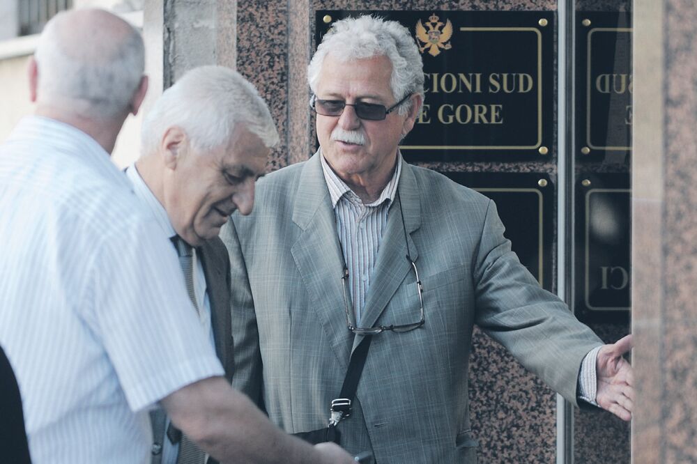 Optuženi, Zavala, Foto: Savo Prelević