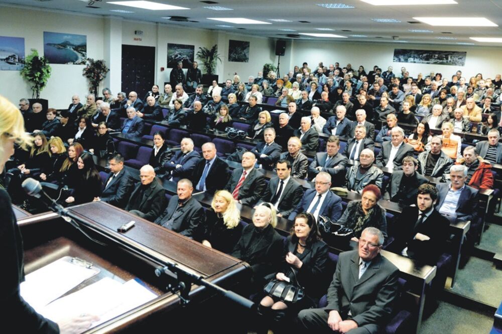 Komemoracija, Budimir Jovetić (Novina)