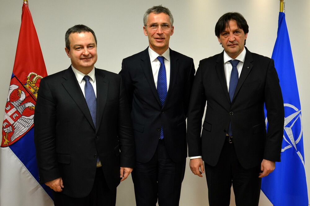 Ivica Dačić, Jens Stoltenberg, Bratislav Gašić, Foto: Betaphoto