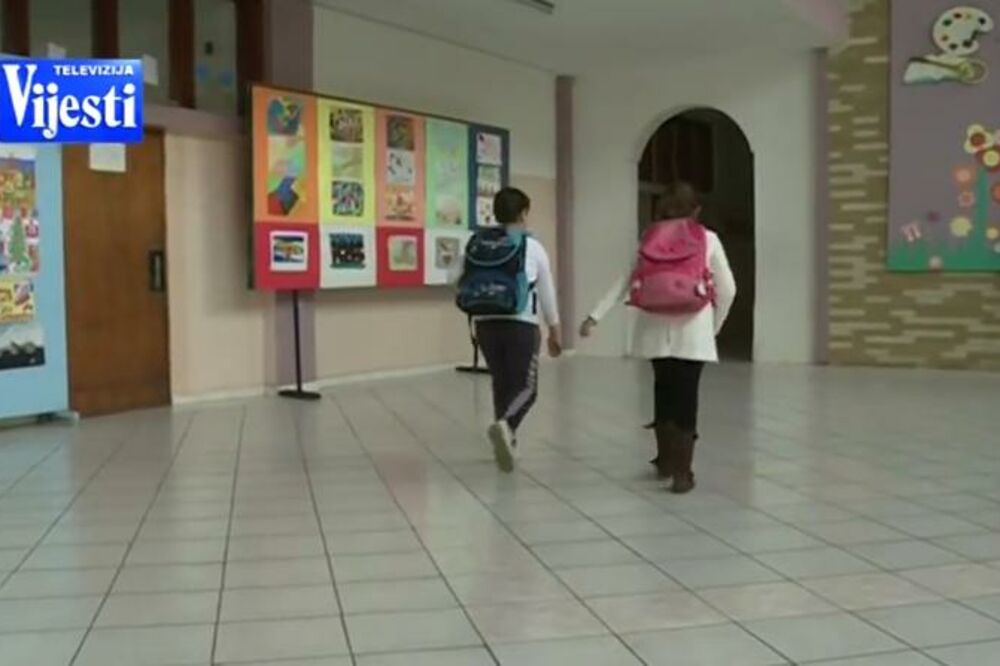 Đačka torba, Foto: Screenshot (TV Vijesti)