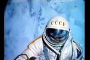 Dan kad je Aleksej Leonov postao prvi "svemirski hodač"