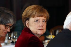 Merkel: Vratiti Krim Ukrajini