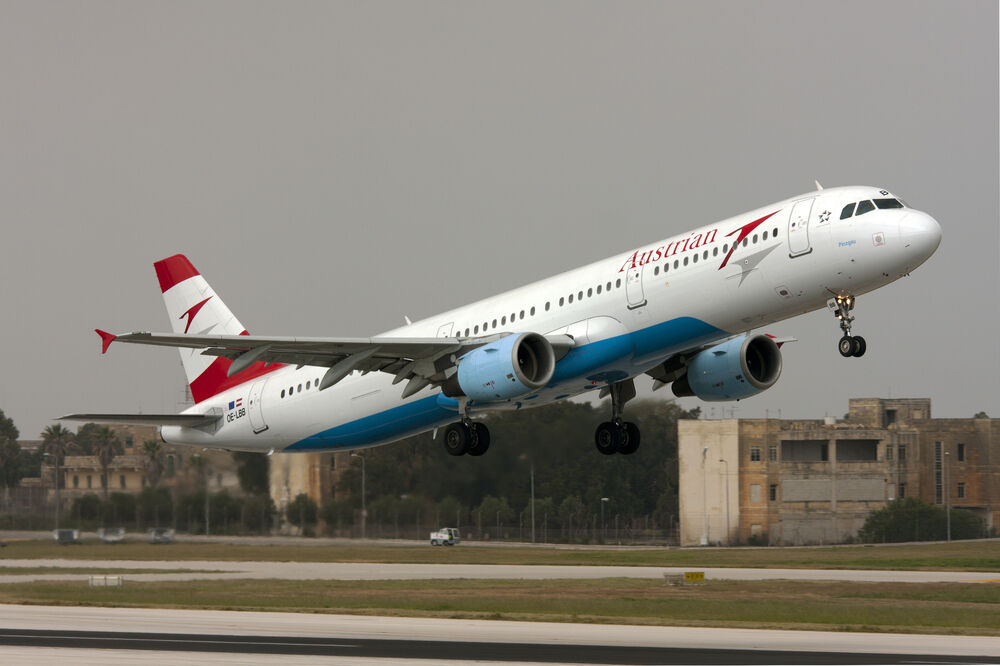 Austrija, avion, Foto: Shutterstock