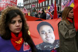 Sahranjena Njemica koja je poginula boreći se protiv Islamske...