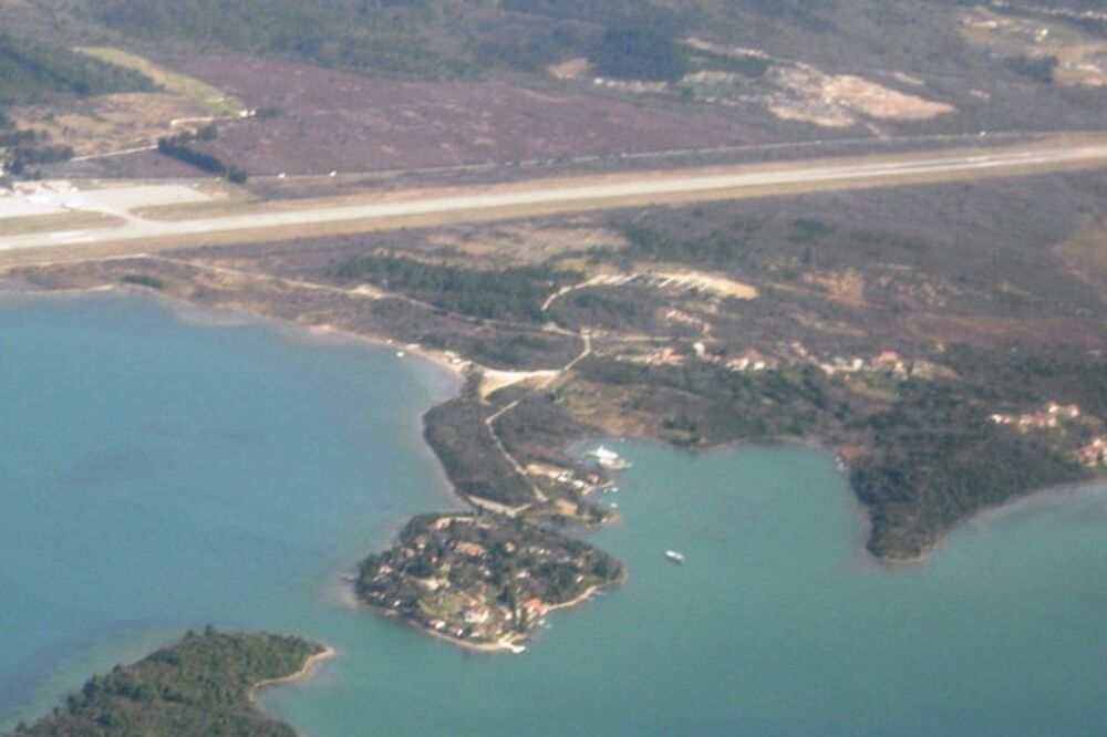 Ostrvo cvijeća, Foto: Siniša Luković