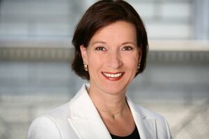 Hajniš-Hosek: Minimalna plata za žene da bude 1.500 eura