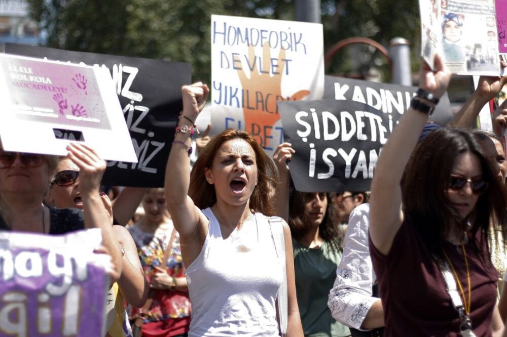Turska žene, protest, Foto: Reuters