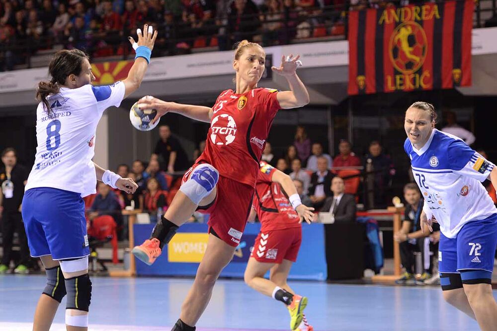 Andrea Penezić i Dragana Cvijić, Foto: Sportmedia.mk