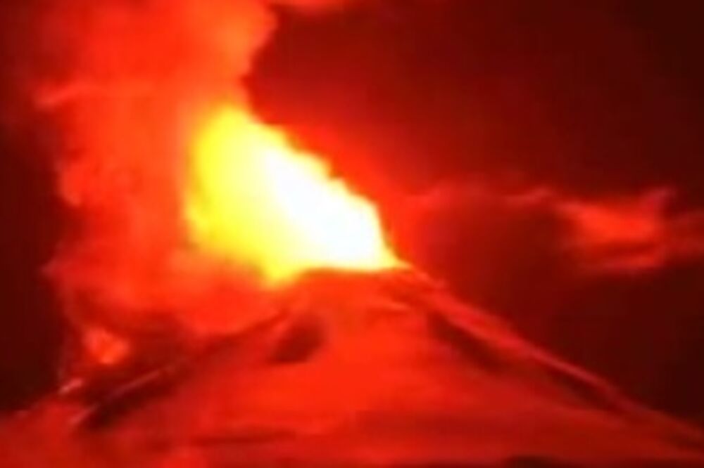 Vulkan, Čile, Foto: Screenshot (YouTube)