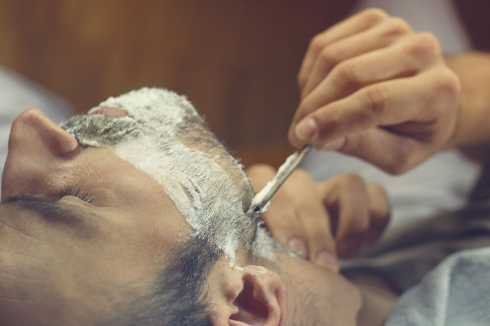 berbernica, brijanje, Foto: Shutterstock