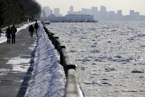 SAD: Avioni slijeću na zaleđenoj površini jezera