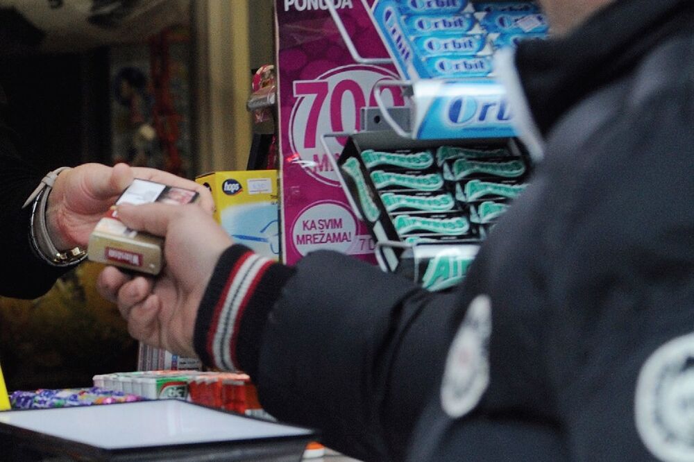 cigarete, Foto: Savo Prelević