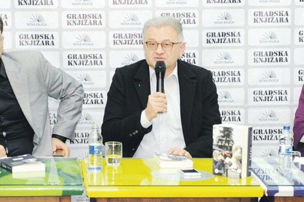 promocija, Svetozar Savić, Foto: Savo Prelević