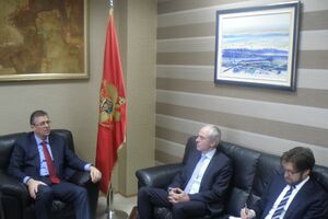 Gvozdenović se sreo sa Langeom: Posebnu pažnju posvetiti poglavlju...