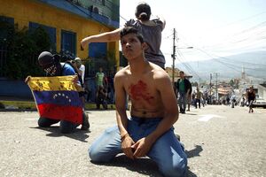 Policajac ubio dječaka tokom demonstracija u Venecueli