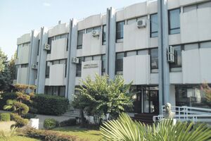 Ulcinj: Na djevojku naletjelo vozilo