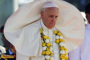 Papa do petka u osami ispravlja svoje mane