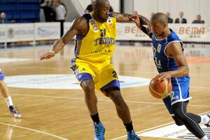 Budućnost Voli prva do finala