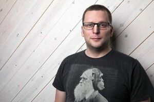 Odgurnuo ga i psovao, a onda došao na intervju kod njega