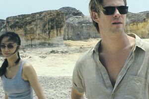 Haker: Razvučena jurnjava bez smisla